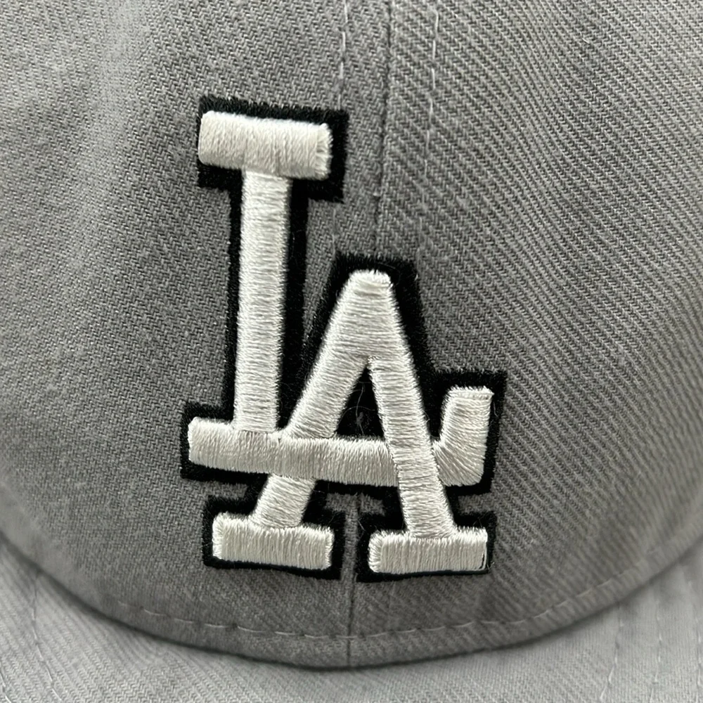 Los Angeles Dodgers New Era 59Fifty Men’s Gray Genuine Baseball Fitted Cap 7.5-8